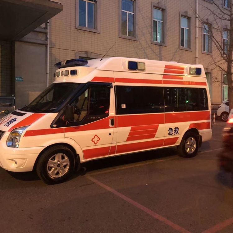 江北夜间租赁救护车护送病人转院：安全转运的 8 大核心注意事项